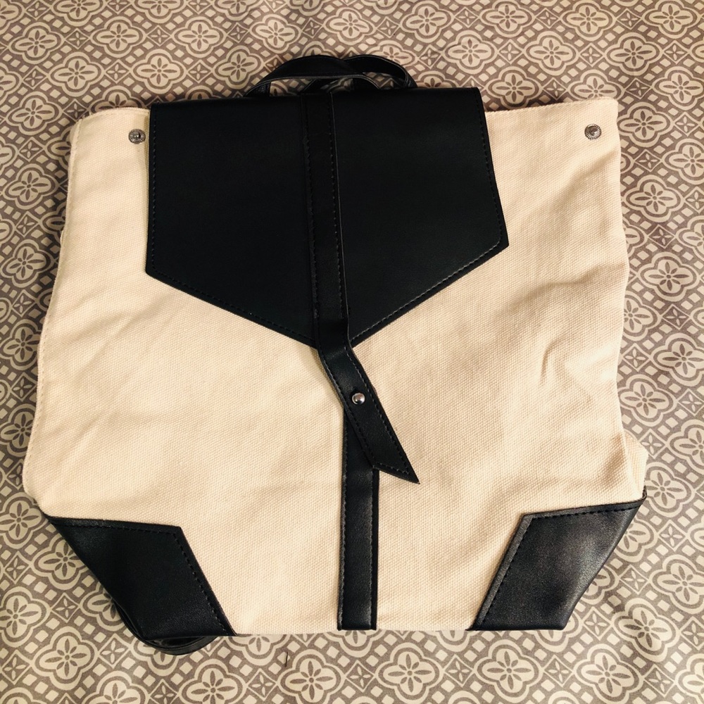 Deux Lux Demi Backpack! - Picture 3 of 5